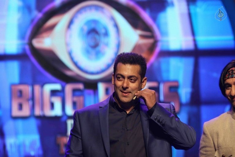 Bigg Boss Season 9 Launch - 18 / 21 photos