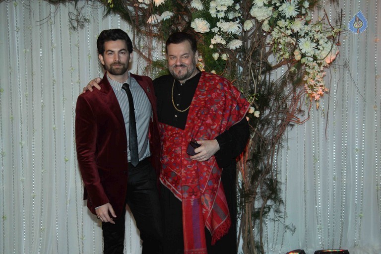 Bipasha Basu Wedding Reception Photos 1 - 13 / 58 photos