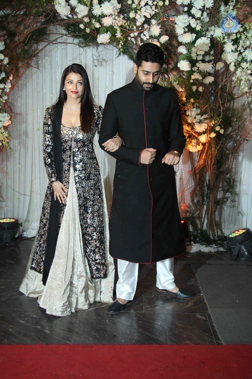 Bipasha Basu Wedding Reception Photos 2 - 29 / 60 photos