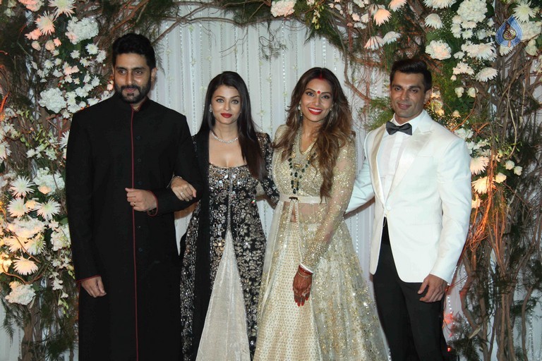 Bipasha Basu Wedding Reception Photos 2 - 42 / 60 photos