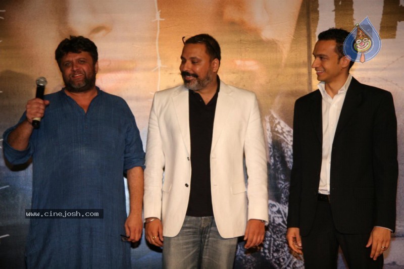 Bipasha n Sanjay Dutt at Lamhaa Movie Audio Launch - 31 / 37 photos