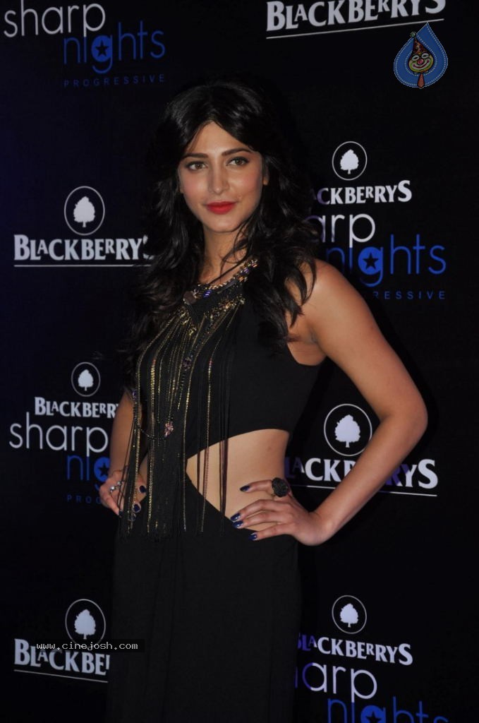 Blackberrys Sharp Nights Fashion Show - 15 / 31 photos