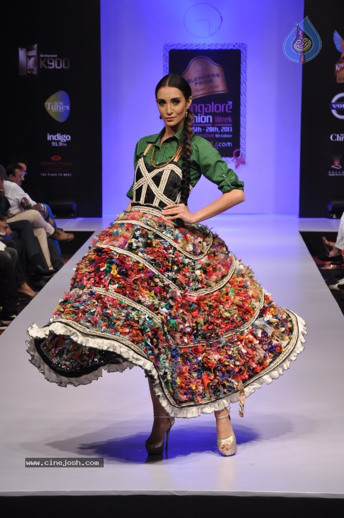 Blenders Pride Bangalore Fashion Week - 33 / 46 photos