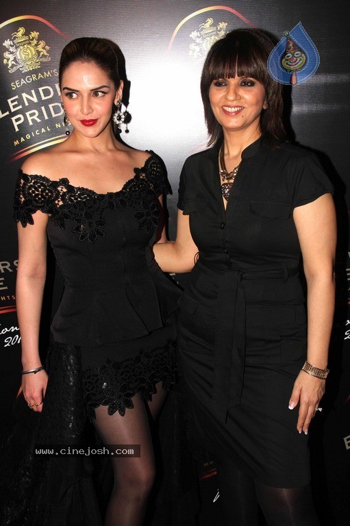 Blenders Pride Fashion Tour 2011 - 4 / 34 photos