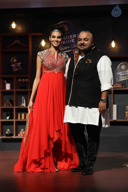 Blenders Pride Fashion Tour 2015 Preview - 23 / 26 photos