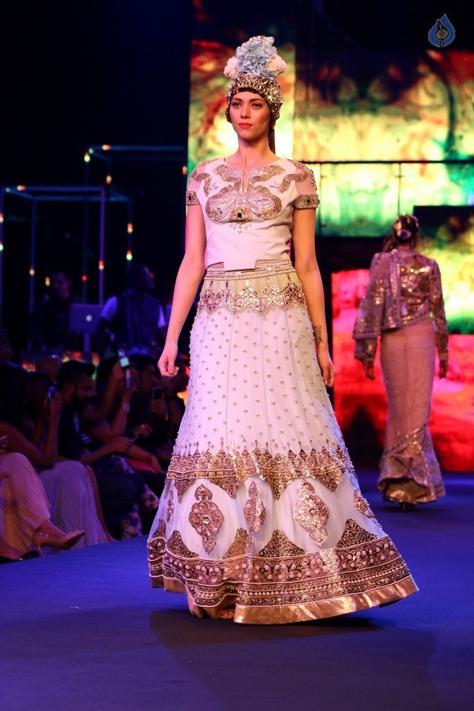 Blenders Pride Fashion Tour 2016 Photos Photo 4 of 36