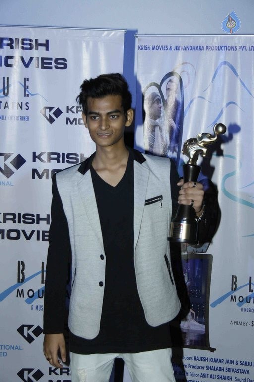 Blue Mountain Film Team Success Celebrations - 15 / 34 photos