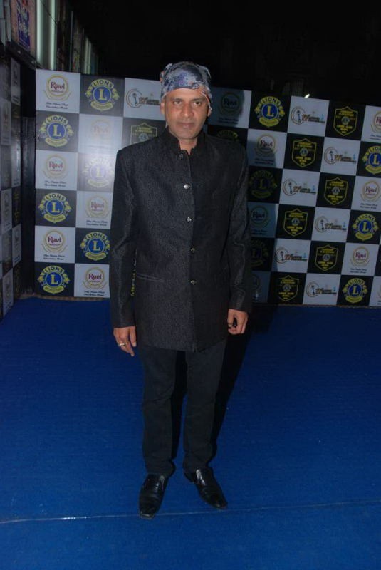 Bolly Celebs at 17th Lions Gold Awards - 71 / 88 photos