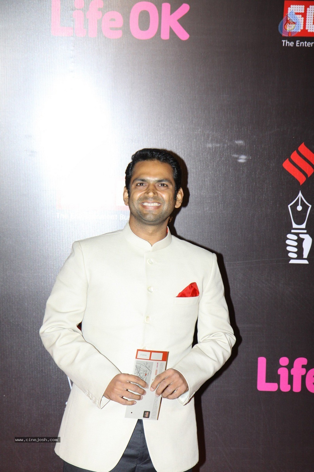 Bolly Celebs at 21st Life OK Screen Awards 01 - 40 / 78 photos
