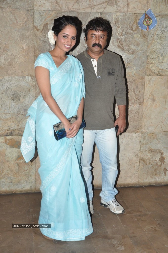 Bolly Celebs at 72 Miles Ek Pravas Premiere - 17 / 41 photos