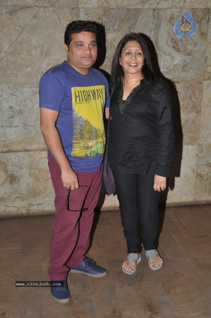 Bolly Celebs at 72 Miles Ek Pravas Premiere - 39 / 41 photos