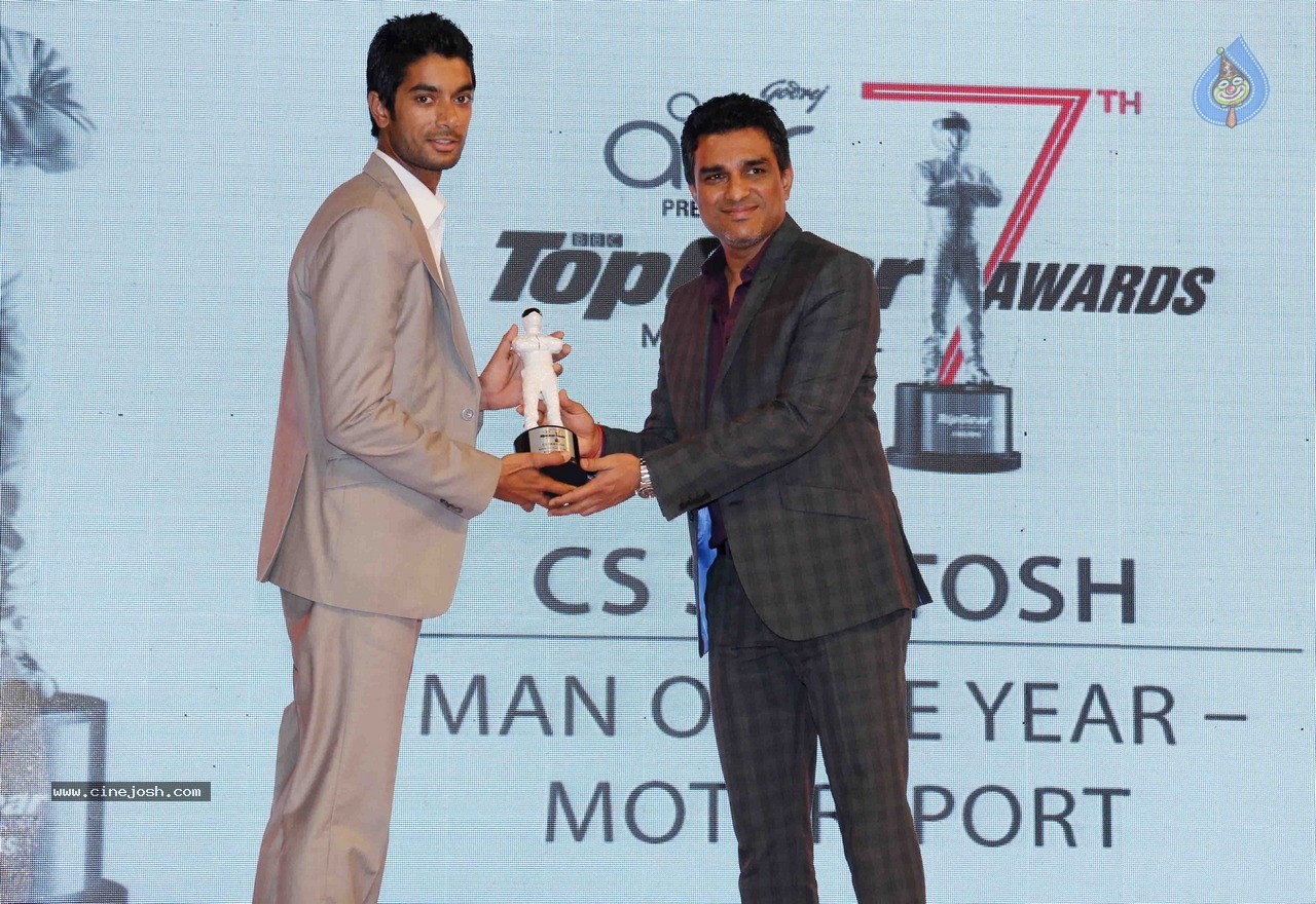 Bolly Celebs at 7th TopGear Awards  - 27 / 50 photos