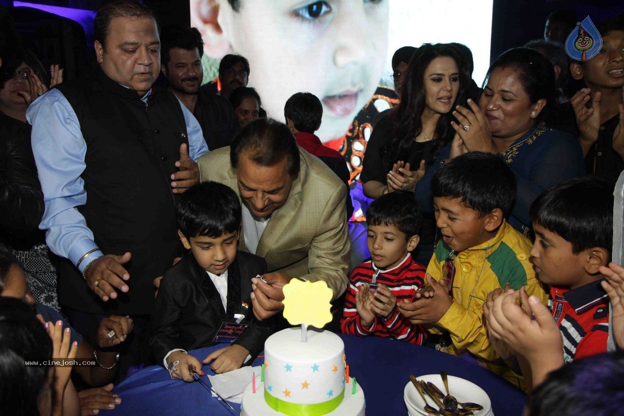 Bolly Celebs at Aakash Dingra 7th Bday Party - 24 / 59 photos