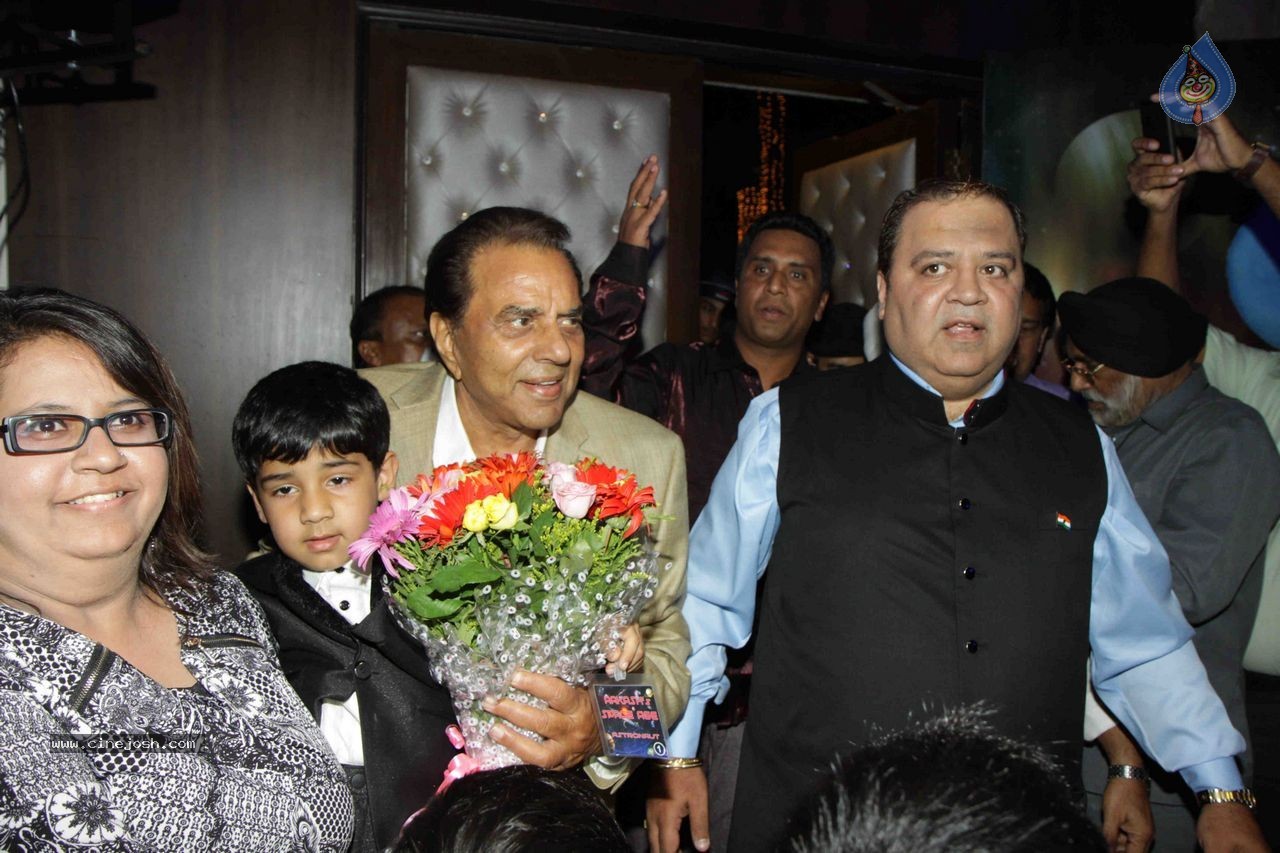 Bolly Celebs at Aakash Dingra 7th Bday Party - 36 / 59 photos