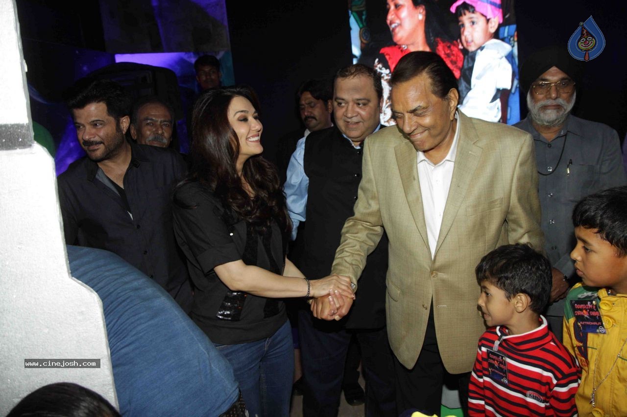 Bolly Celebs at Aakash Dingra 7th Bday Party - 40 / 59 photos