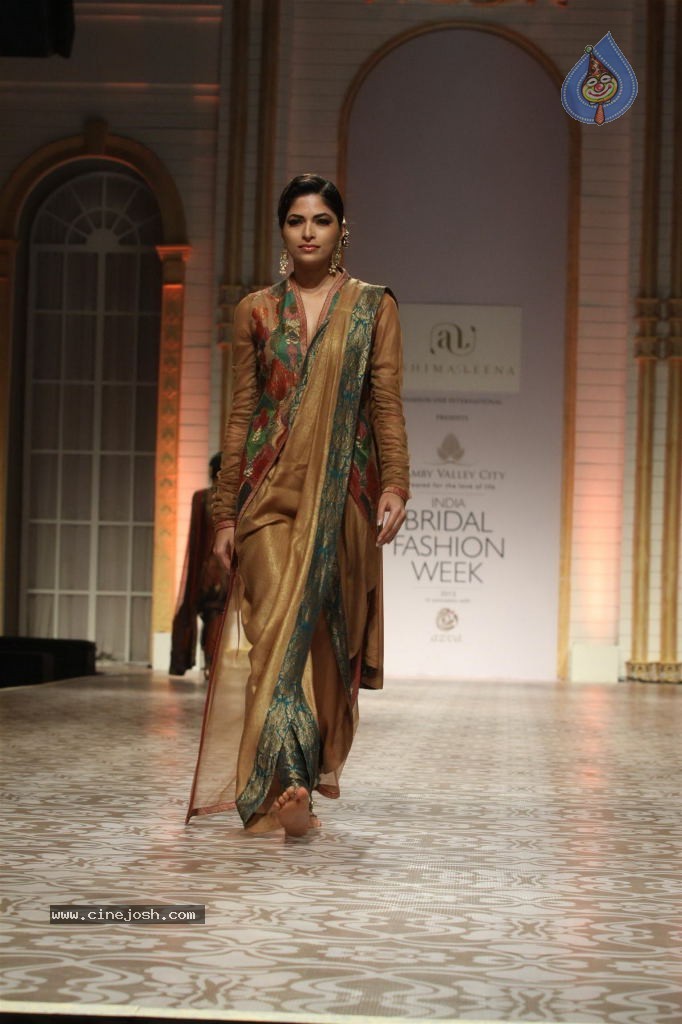 Bolly Celebs at Aamby Valley India Bridal Week 2013 - 12 / 84 photos