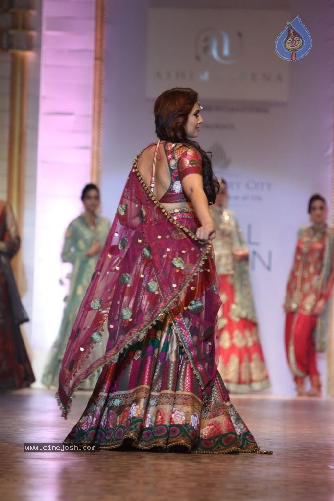 Bolly Celebs at Aamby Valley India Bridal Week 2013 - 66 / 84 photos
