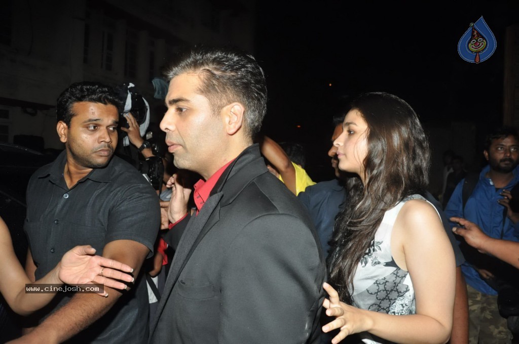 Bolly Celebs at Aamir Khan Party - 18 / 41 photos
