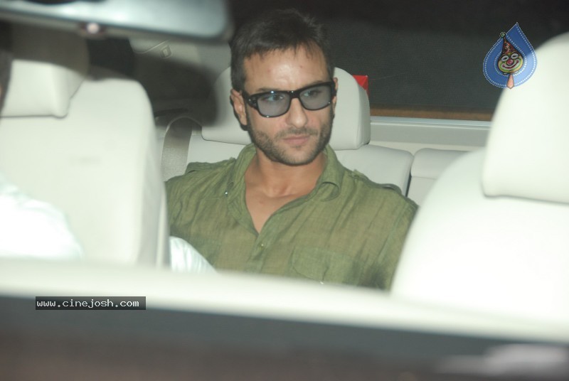 Bolly Celebs at Aamir Khan's bash for Gustavo Santaolalla - 16 / 18 photos