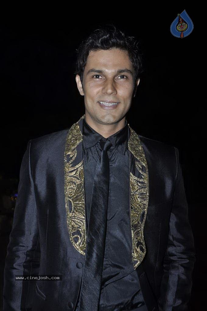 Bolly Celebs at Aamna Sharif Wedding Reception - 6 / 101 photos