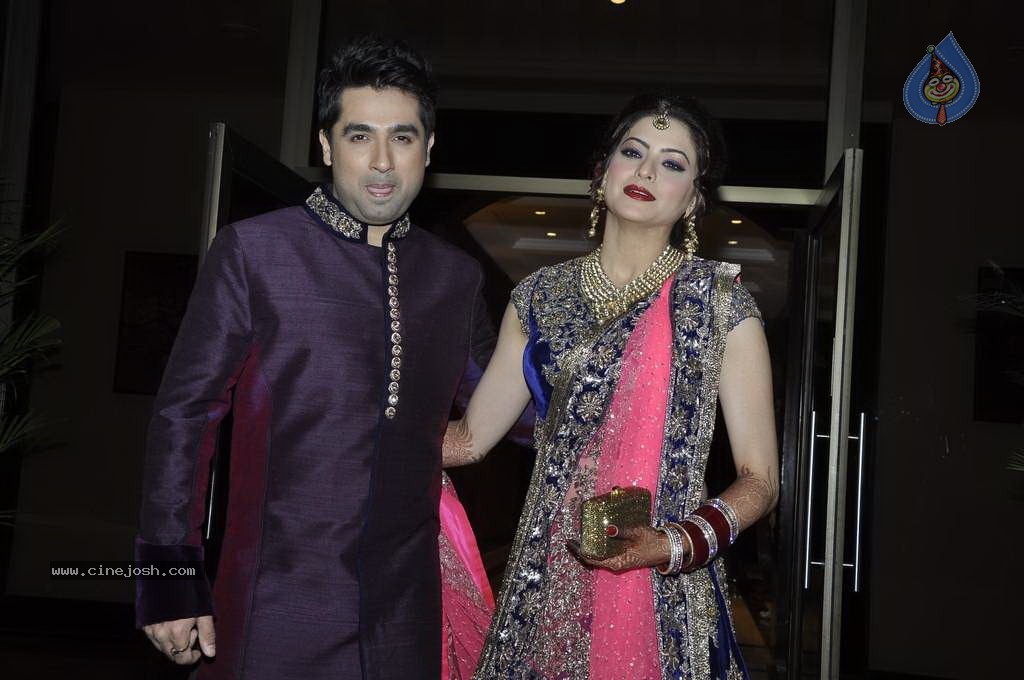 Bolly Celebs at Aamna Sharif Wedding Reception - 7 / 101 photos