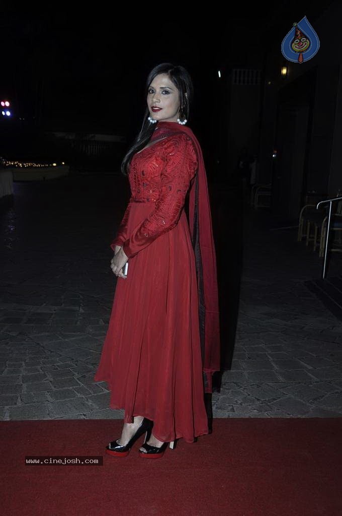 Bolly Celebs at Aamna Sharif Wedding Reception - 32 / 101 photos