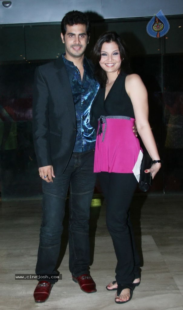 Bolly Celebs at Aarakshan Movie Premiere Show - 62 / 80 photos