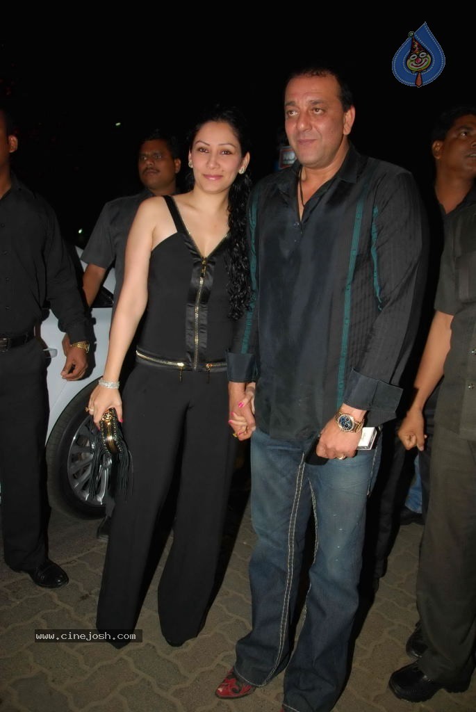 Bolly Celebs at Agneepath Movie Success Party - 27 / 150 photos