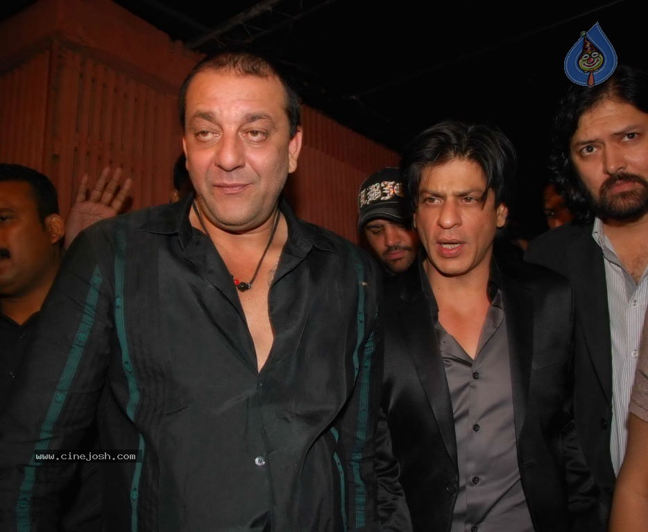 Bolly Celebs at Agneepath Movie Success Party - 58 / 150 photos