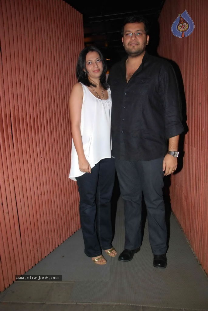 Bolly Celebs at Agneepath Movie Success Party - 64 / 150 photos