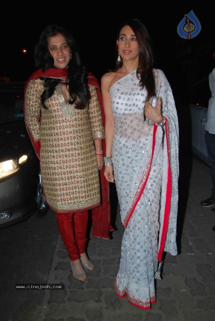 Bolly Celebs at Agneepath Movie Success Party - 112 / 150 photos
