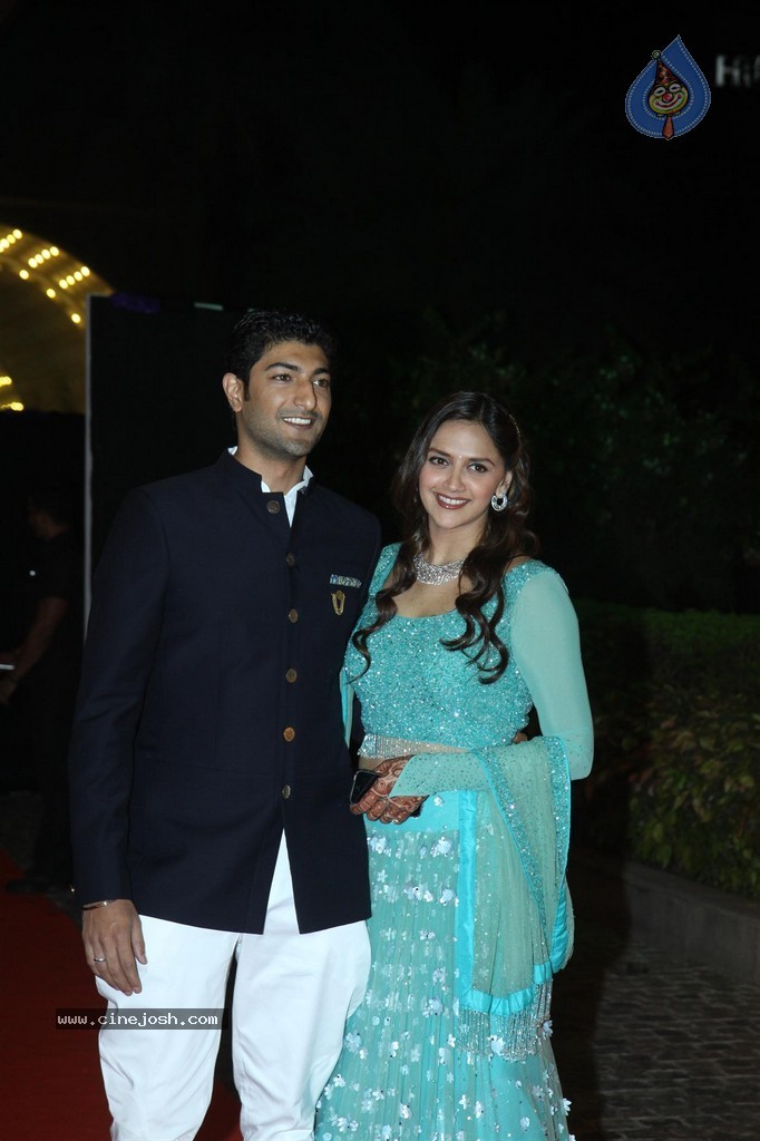 Bolly Celebs at Ahana Deol Sangeet Ceremony - 22 / 106 photos