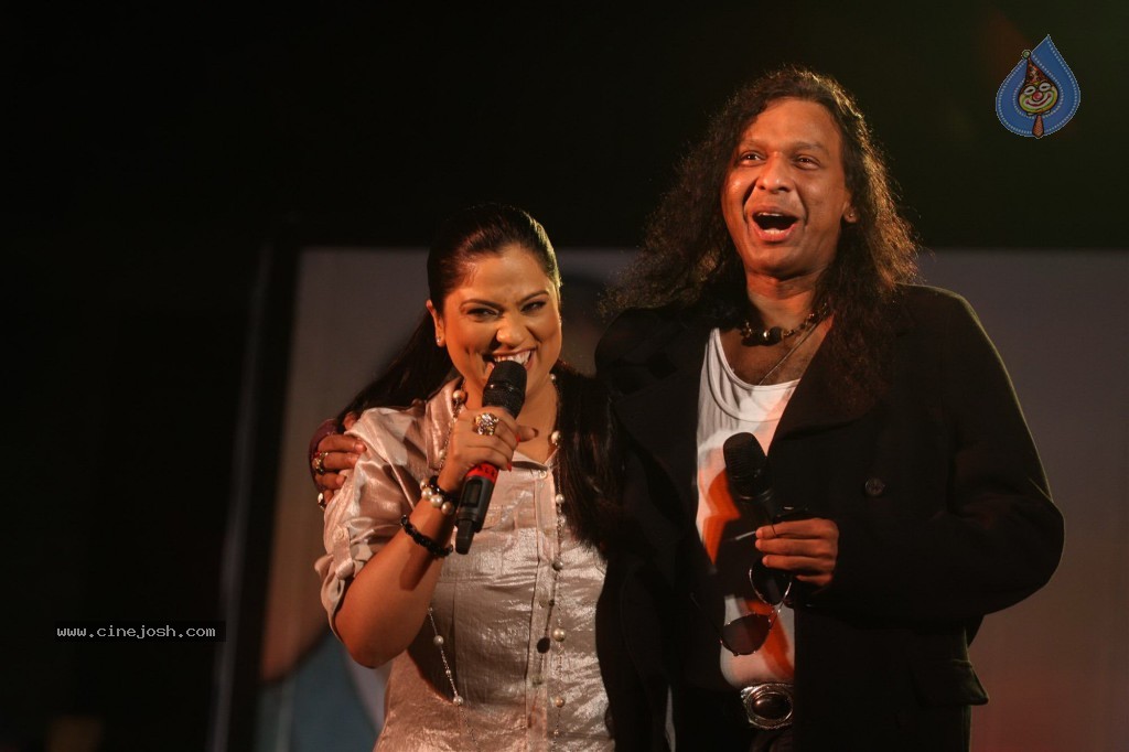Bolly Celebs at Ambedkar Awards 2013 - 42 / 62 photos