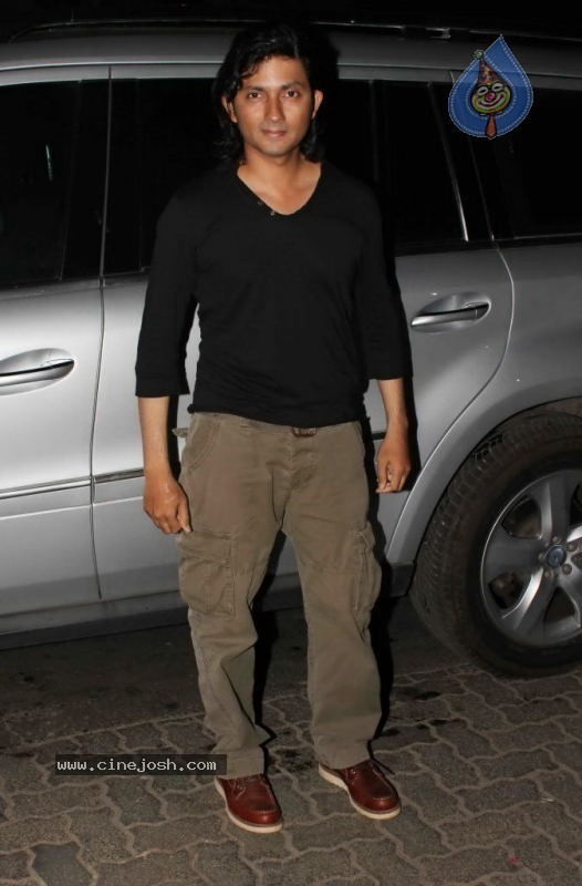 Bolly Celebs at Ameesha Patel Bash - 62 / 65 photos