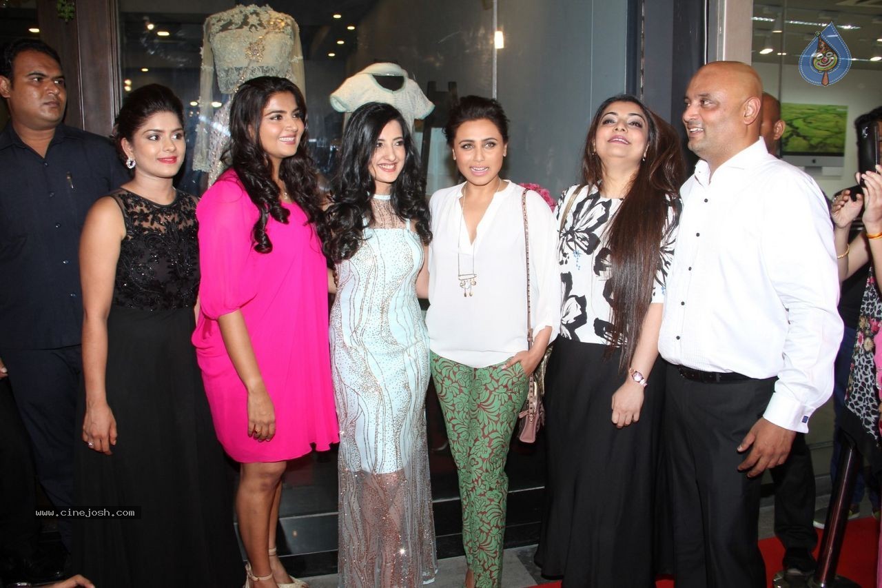 Bolly Celebs at Amy Billimoria's Store Launch - 69 / 95 photos
