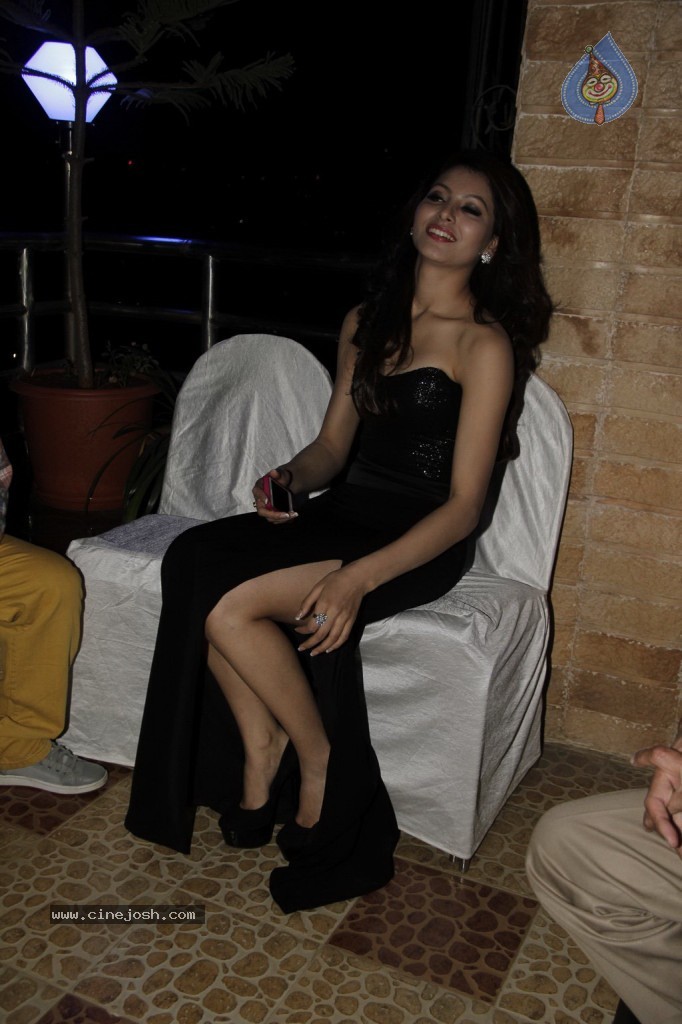 Bolly Celebs at Anil Sharma Bday Party - 24 / 55 photos