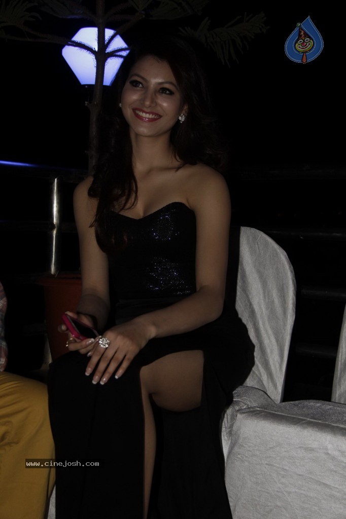 Bolly Celebs at Anil Sharma Bday Party - 46 / 55 photos