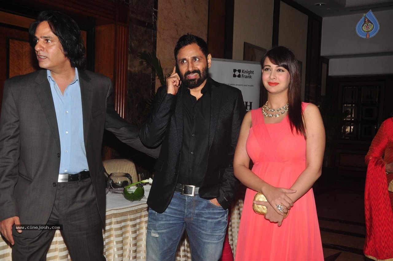 Bolly Celebs at Anmol Jewellers Era of Design Show - 4 / 40 photos