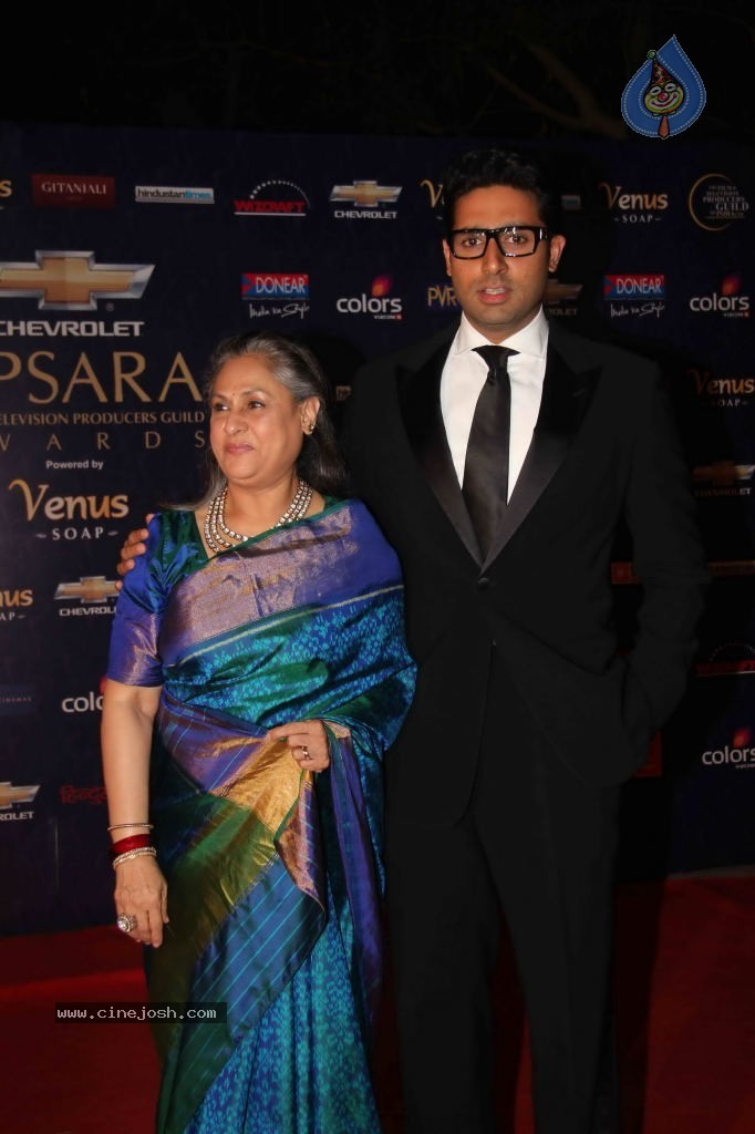 Bolly Celebs at Apsara Awards- 02 - 85 / 104 photos