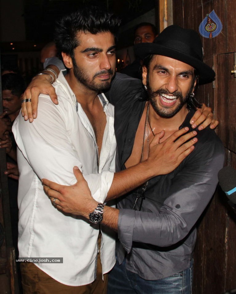 Bolly Celebs at Arjun Kapoor Birthday Party - 14 / 26 photos