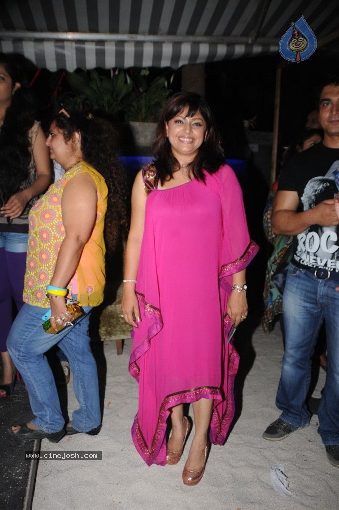 Bolly Celebs at Ashiesh Roy Bday Party - 36 / 62 photos