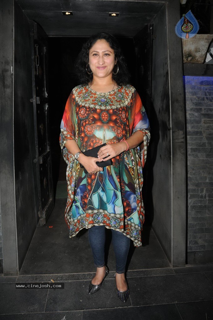 Bolly Celebs at Ashiesh Roy Bday Party - 47 / 62 photos