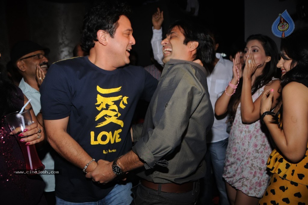 Bolly Celebs at Ashiesh Roy Bday Party - 56 / 62 photos