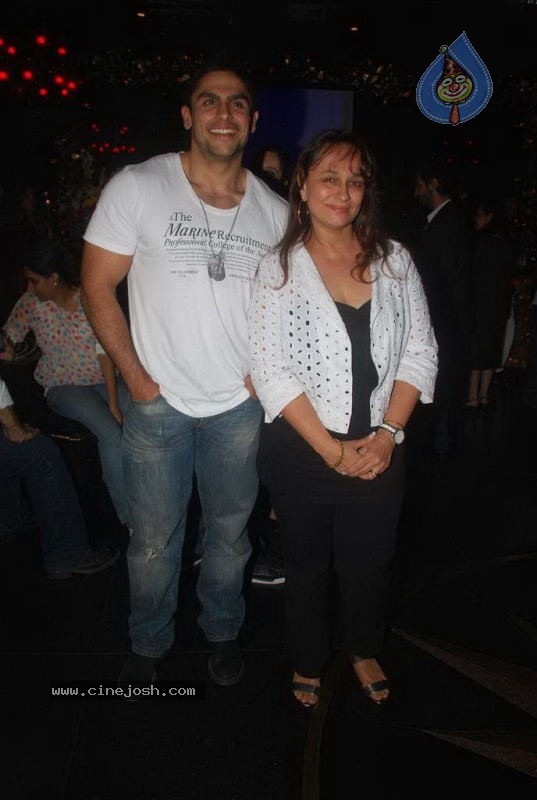 Bolly Celebs at Ashmit Patel Bday Bash - 83 / 175 photos