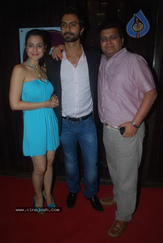 Bolly Celebs at Ashmit Patel Bday Bash - 118 / 175 photos
