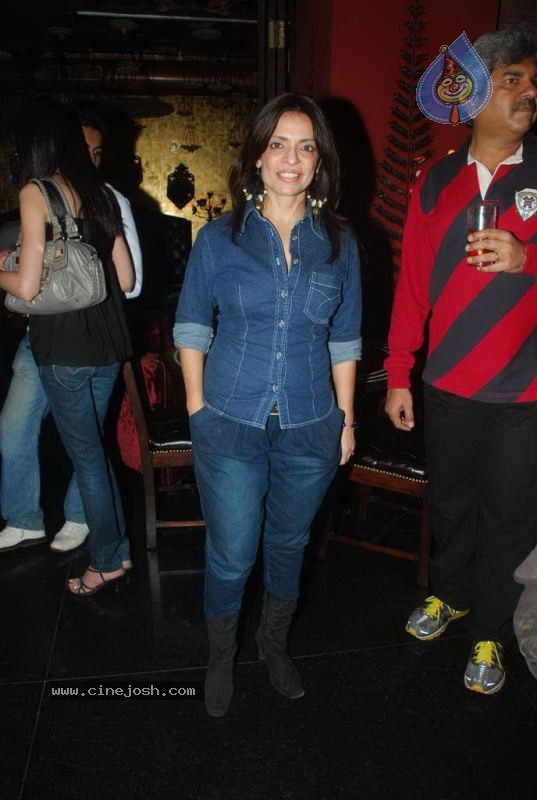 Bolly Celebs at Ashmit Patel Bday Bash - 174 / 175 photos
