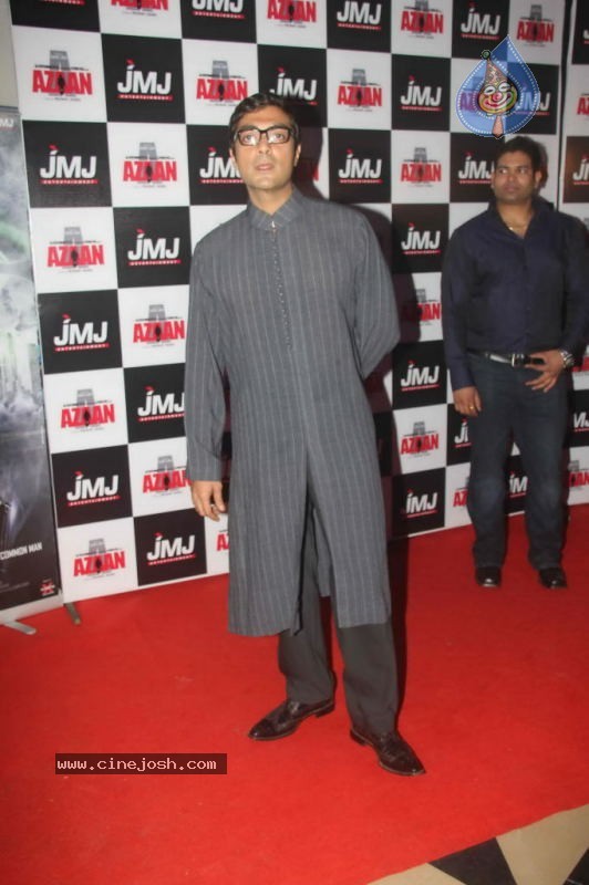 Bolly Celebs at Azaan Premiere - 34 / 43 photos