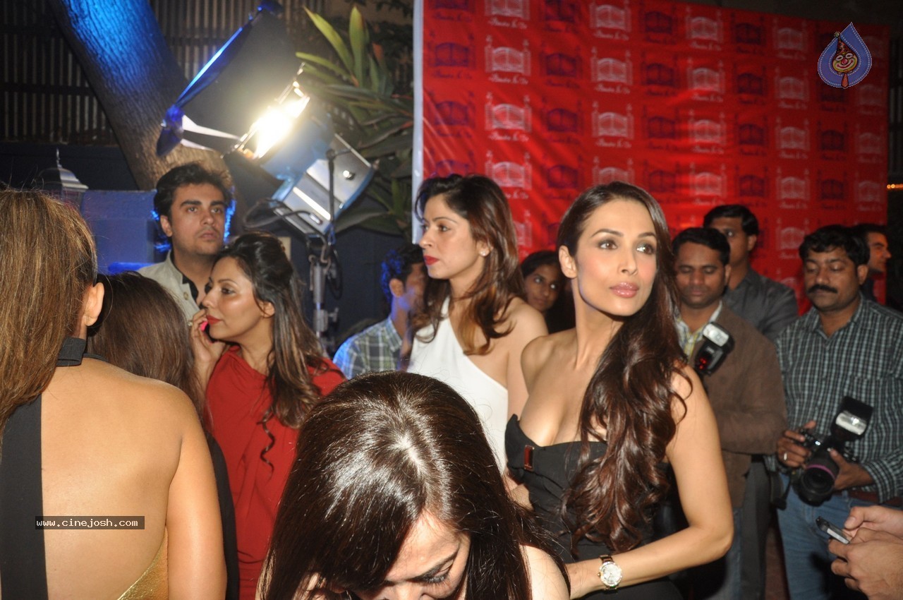 Bolly Celebs at BANDRA 190 Store Launch - 29 / 40 photos