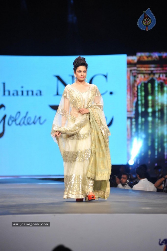 Bolly Celebs at Caring with Style Fashion Show - 66 / 136 photos