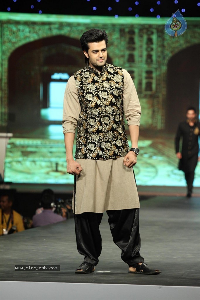 Bolly Celebs at Caring with Style Fashion Show - 102 / 136 photos